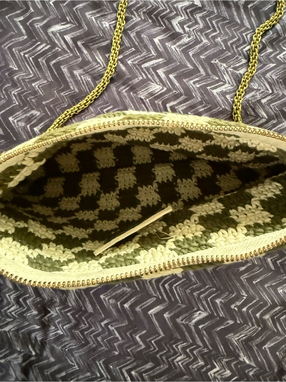 Clare V checkered flat clutch and strap - Picture 5 of 8
